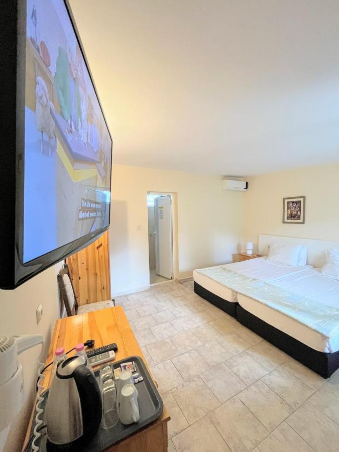 Lotus Family Hotel - Free Parking Sunny Beach Eksteriør billede